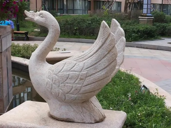 雕塑藝術(shù)更具亮點，亮點雕塑能充分體現(xiàn)一個主題